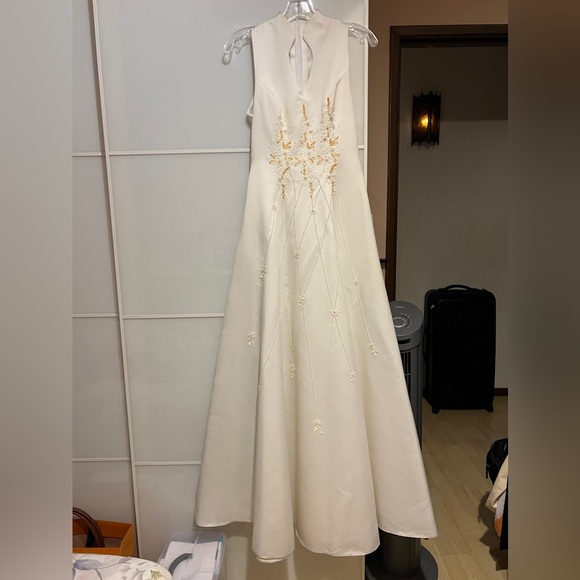 Wedding white dress - Picture 12 of 13
